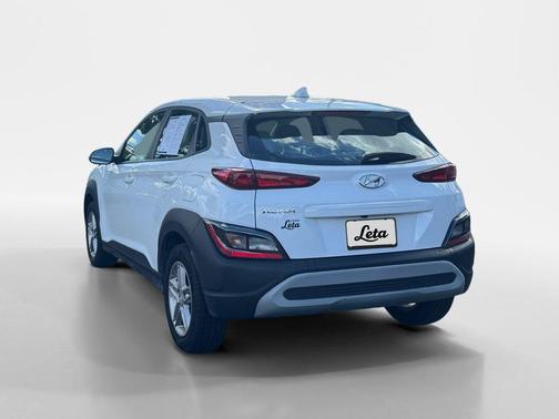Lunar White 2023 Hyundai KONA SE