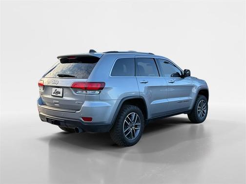 2020 Jeep Grand Cherokee Laredo