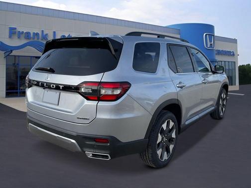 Silver Metallic 2026 Honda Pilot Touring
