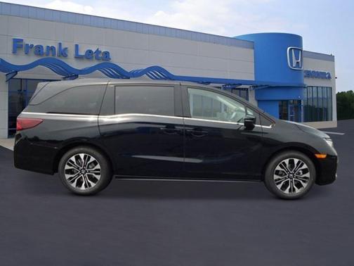 Crystal Black Pearl 2026 Honda Odyssey Elite