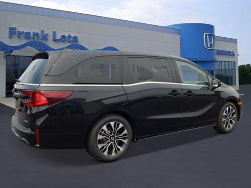 Crystal Black Pearl 2026 Honda Odyssey Elite
