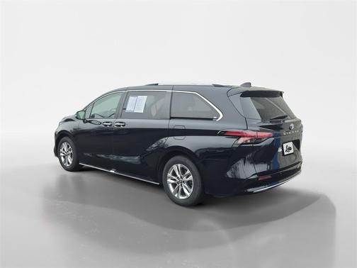 2024 Toyota Sienna Limited