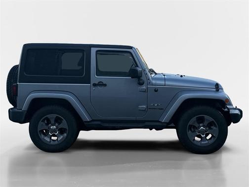 2018 Jeep Wrangler JK Sahara