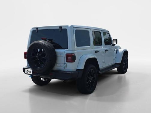 Bright White Clearcoat 2023 Jeep Wrangler 4xe Sahara