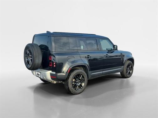 2025 Land Rover Defender P300