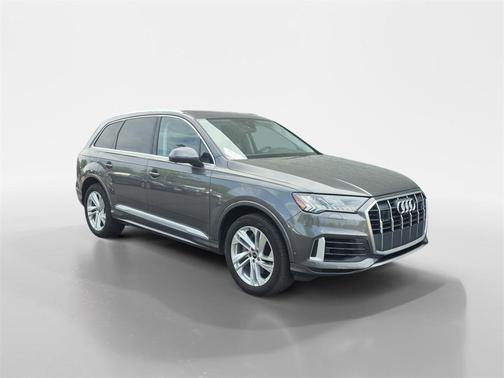2024 Audi Q7 55 Premium Plus