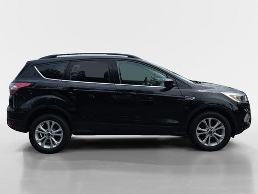 Shadow Black 2018 Ford Escape SE