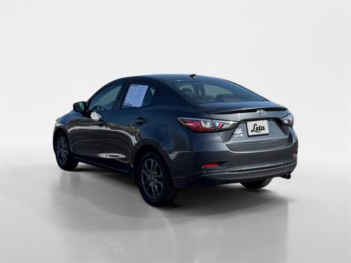 2019 Toyota Yaris Sedan LE