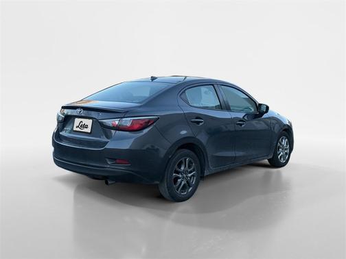2019 Toyota Yaris Sedan LE