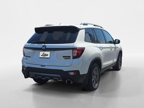 Platinum White Pearl 2024 Honda Passport