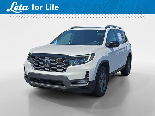 Platinum White Pearl 2024 Honda Passport