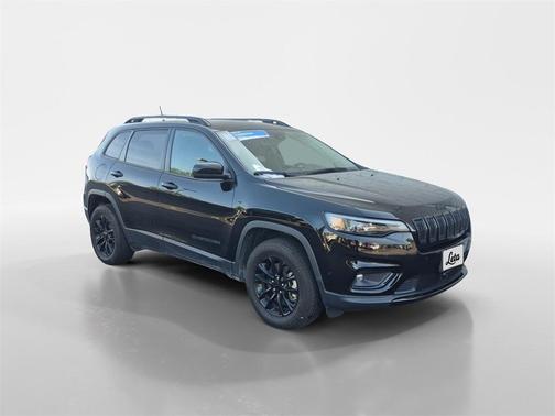 2023 Jeep Cherokee Altitude Lux
