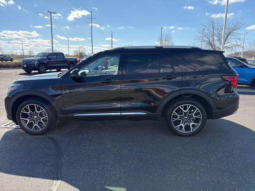 Agate Black Metallic 2025 Ford Explorer Platinum