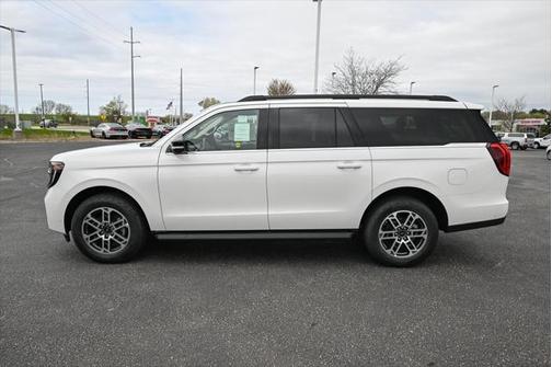 2025 Ford Expedition Max Active 4x4