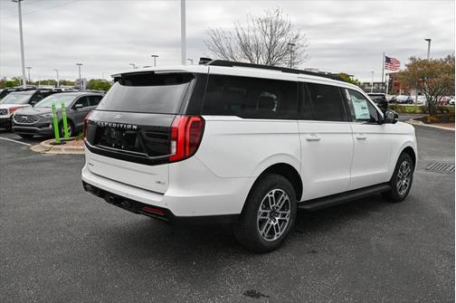 2025 Ford Expedition Max Active 4x4