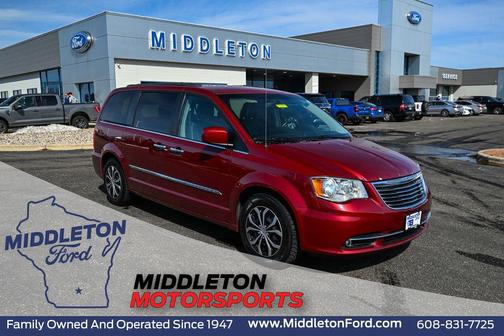 2016 Chrysler Town & Country Touring