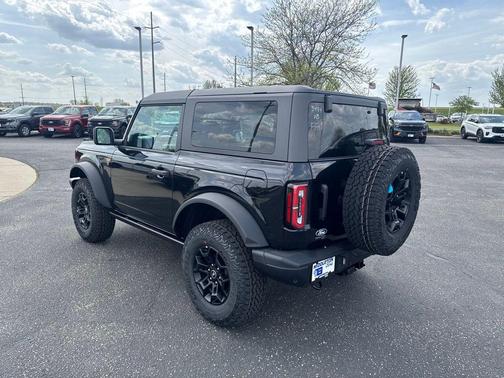 Shadow Black 2026 Ford Bronco Badlands