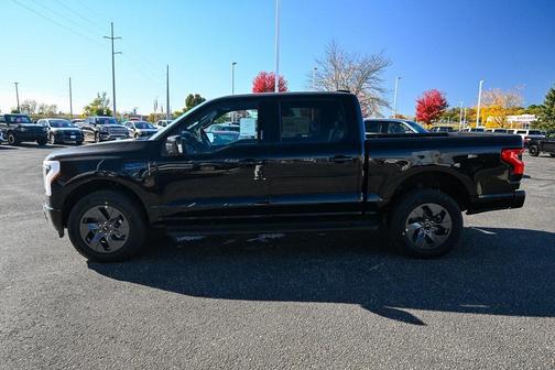 2025 Ford F-150 Lightning LARIAT