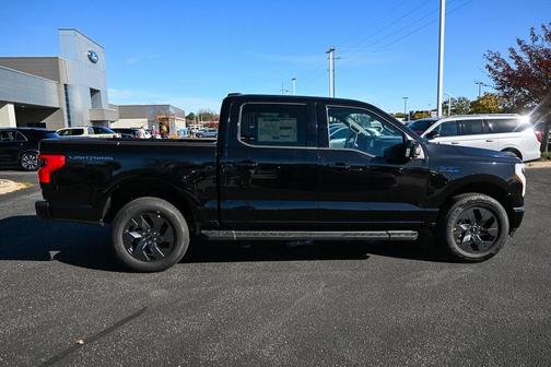 2025 Ford F-150 Lightning LARIAT