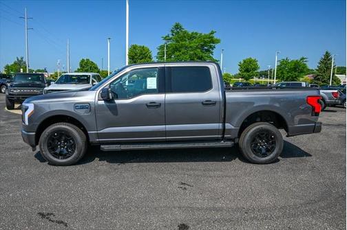 2025 Ford F-150 Lightning XLT