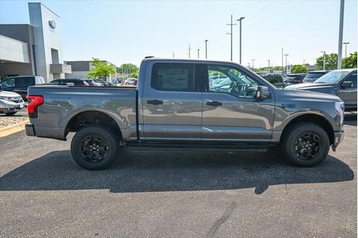 2025 Ford F-150 Lightning XLT