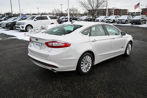 2014 Ford Fusion Energi SE Luxury