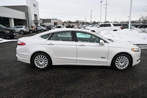2014 Ford Fusion Energi SE Luxury