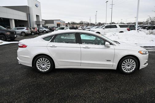 2014 Ford Fusion Energi SE Luxury