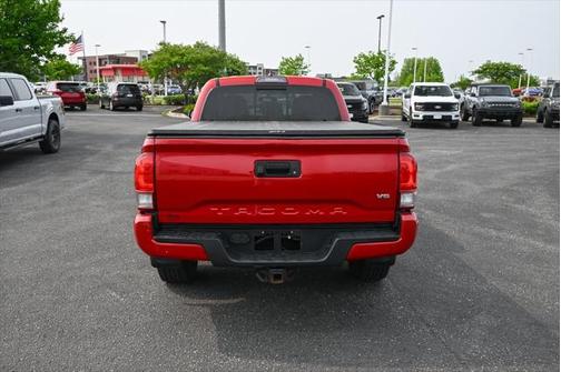 2017 Toyota Tacoma TRD Sport