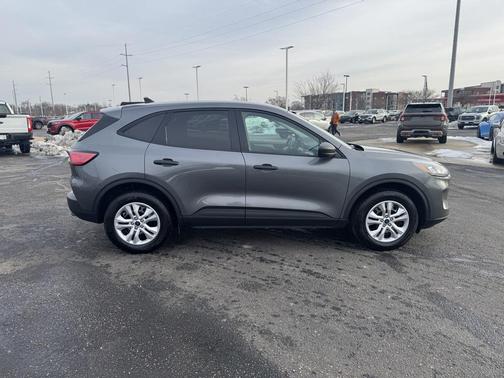 2022 Ford Escape S