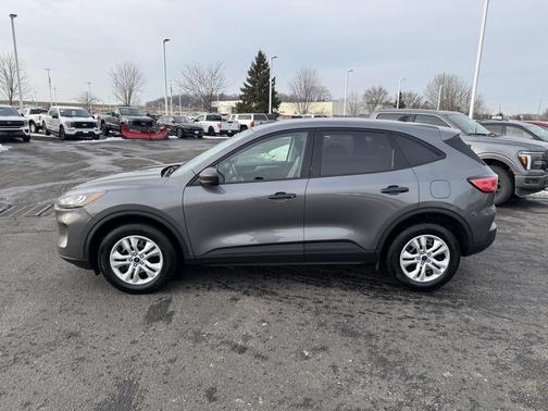 2022 Ford Escape S