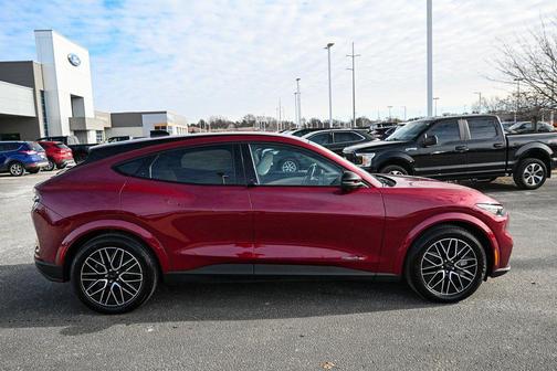 2025 Ford Mustang Mach-E Premium