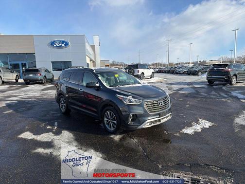 2017 Hyundai SANTA FE SE