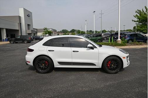 2017 Porsche Macan GTS