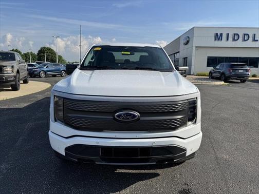 2023 Ford F-150 Lightning XLT
