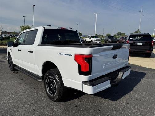 2023 Ford F-150 Lightning XLT