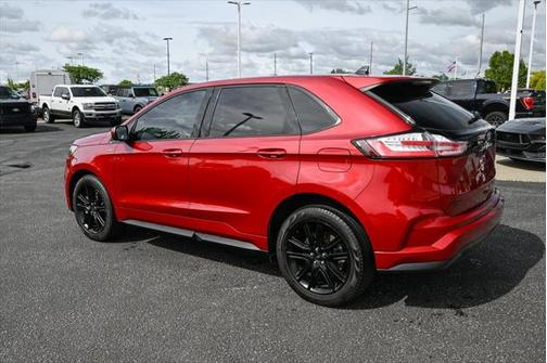 2022 Ford Edge ST Line