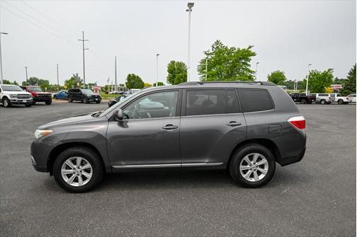 2011 Toyota Highlander SE