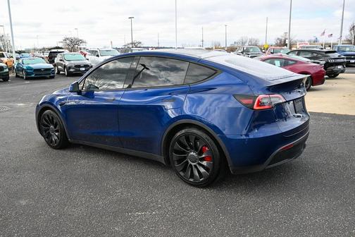 2022 Tesla Model Y Performance Dual Motor All-Wheel Drive