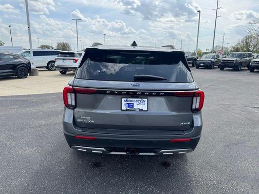Carbonized Gray Metallic 2026 Ford Explorer Active