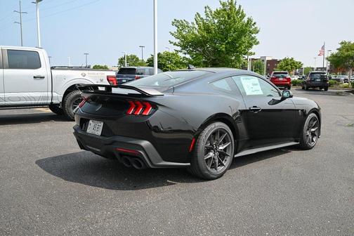 2025 Ford Mustang Dark Horse Fastback