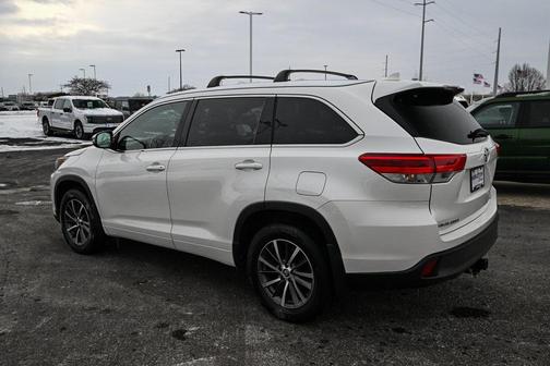 2017 Toyota Highlander XLE