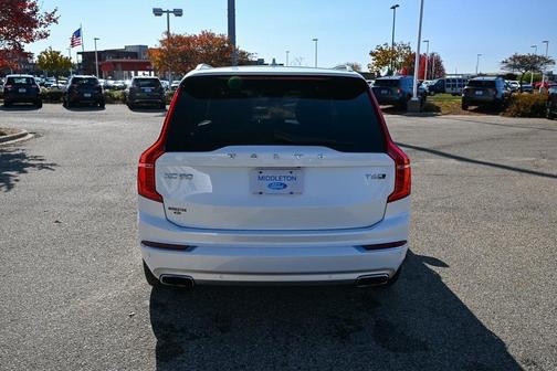 Photo 4 of 32 of 2019 Volvo XC90 T6 Inscription