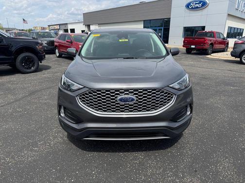 Gray Metallic 2024 Ford Edge SEL