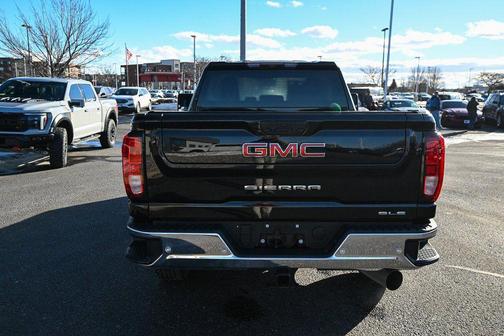 2024 GMC Sierra 2500 SLE
