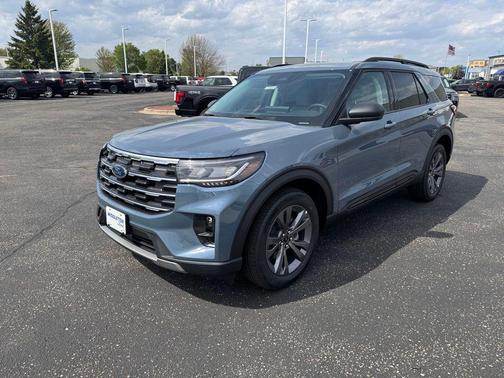 Vapor Blue Metallic 2026 Ford Explorer Active