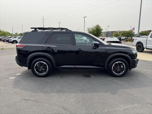 2024 Nissan Pathfinder Rock Creek 4WD