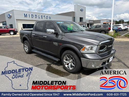 Granite Crystal Metallic Clearcoat 2019 RAM 1500 Laramie