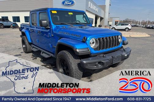 Hydro Blue Pearlcoat 2022 Jeep Gladiator Overland