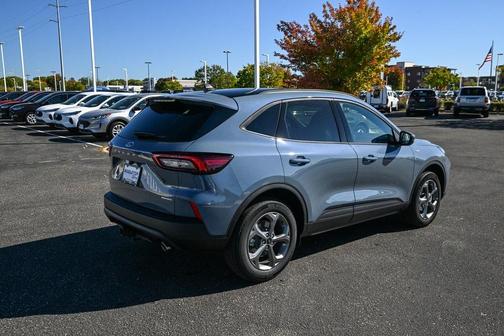 2026 Ford Escape ST-Line Select